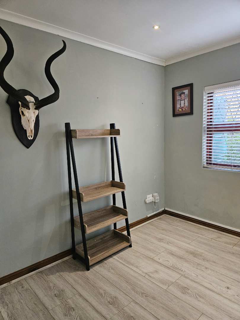 4 Bedroom Property for Sale in Kamma Heights Eastern Cape